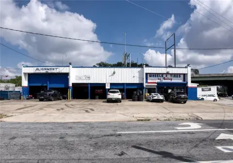 Automotive Service Building