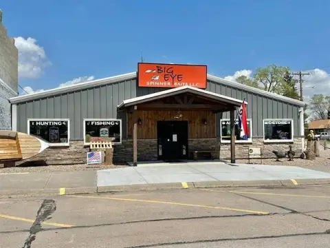 Sutherland Commercial Building For Sale