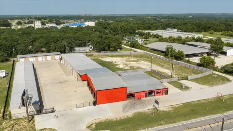 Warehouse Complex with Freight Doors