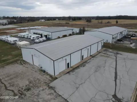 Joplin Industrial Building For Lease