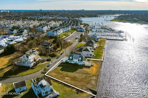 Waterfront Lot on Shrewsbury River