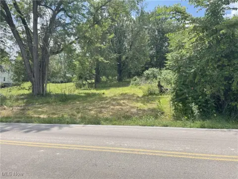 Residential Land in Wintersville, OH