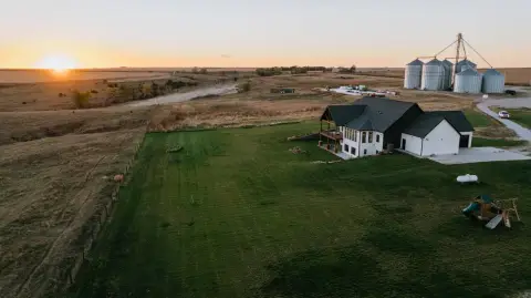 Spacious Farm Estate Near Elwood, NE