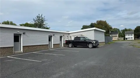 Flex Space with Outdoor Storage