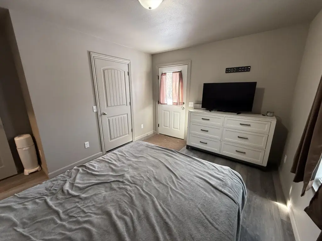 Picture 12