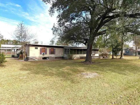 Sulphur Mobile Home on Large Lot