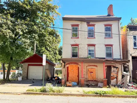 Newburgh Brownstone Investment Opportunity