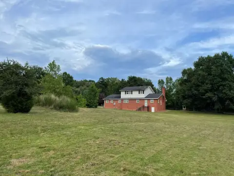 Commercial Land in Growing Area