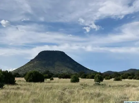 Off-Grid Land Near Sugarloaf Mountain