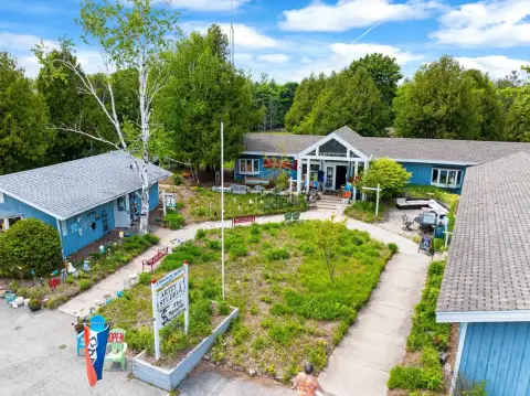 SISTER BAY Commercial Real Estate