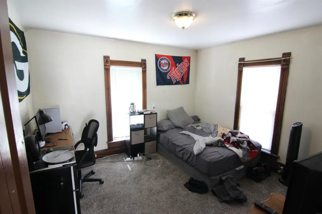 Picture 5