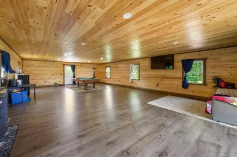 Updated Ranch with Business Potential