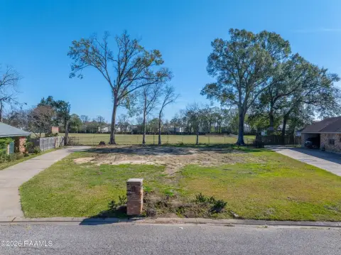 Residential Lot in Bell Heights