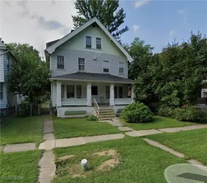 Elyria Triplex with Vacant Units