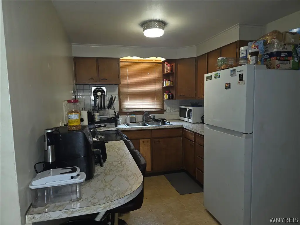 Picture 12