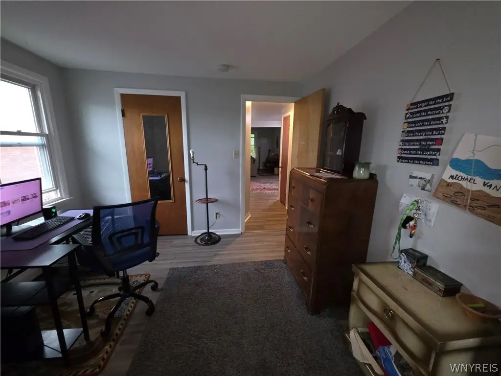 Picture 11