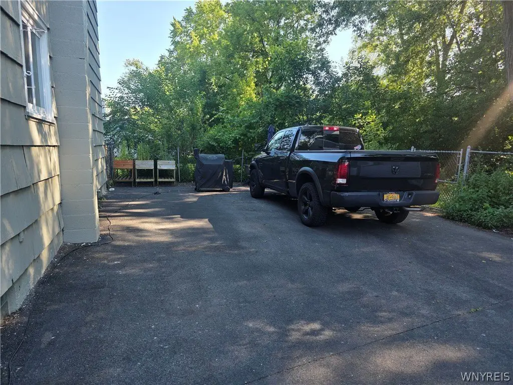 Picture 18