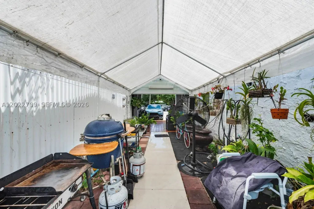 Picture 10