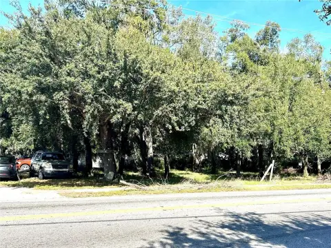 Vacant Corner Lot in Orlando