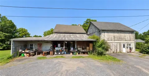 Storefront Property with Walk-In Cooler