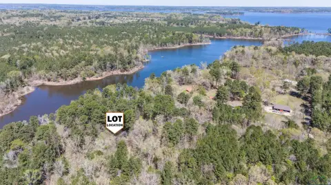 Waterfront Land in Jefferson, Texas