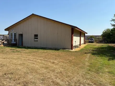 Commercial Building in Pocahontas, AR