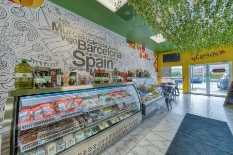 Turnkey Restaurant Opportunity in Miami