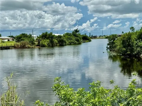 Waterfront Land in Cape Coral