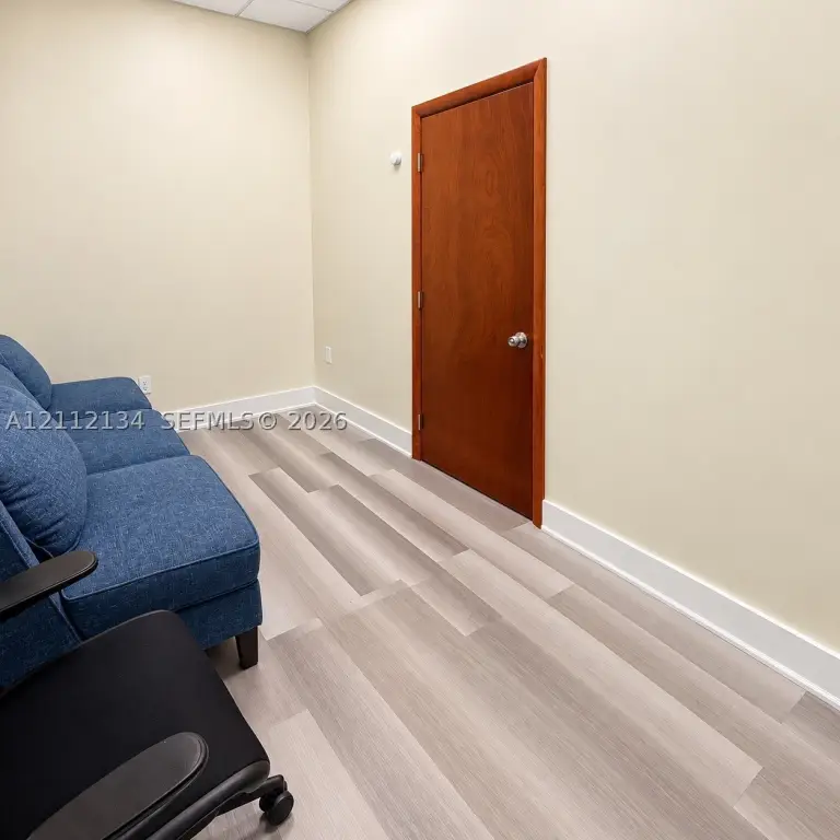 Picture 11