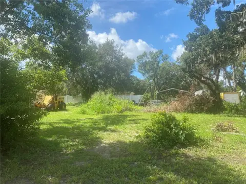 Residential Lot in Parrish, FL