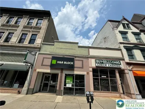 Commercial Storefront Property