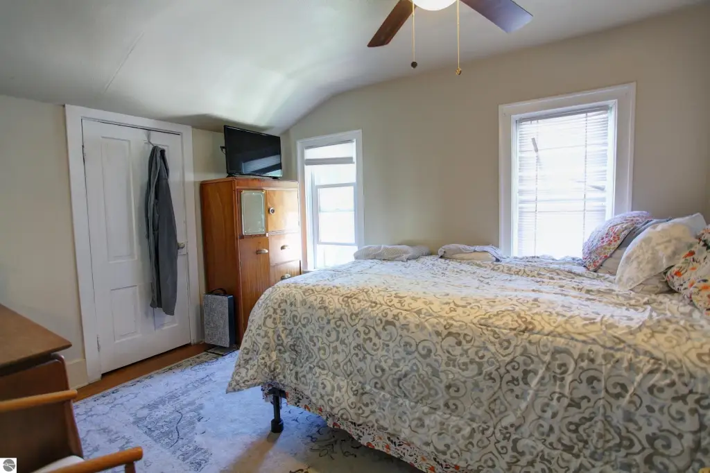Picture 9