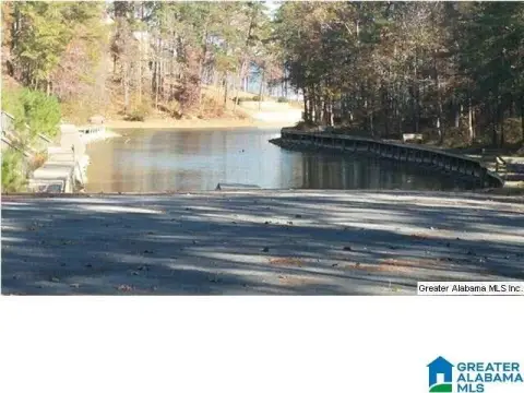 Land Lot in Cumberland Coves