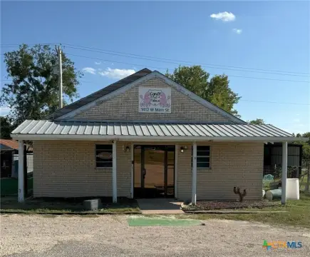Gatesville Retail Opportunity on Highway