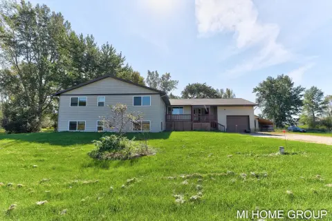 Duplex on Country Acreage
