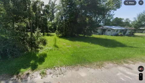 Residential Land in Wewahitchka, FL