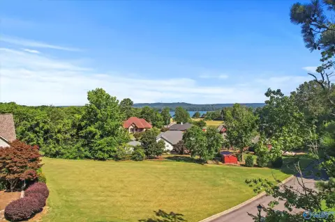 Guntersville Wooded Lot with View