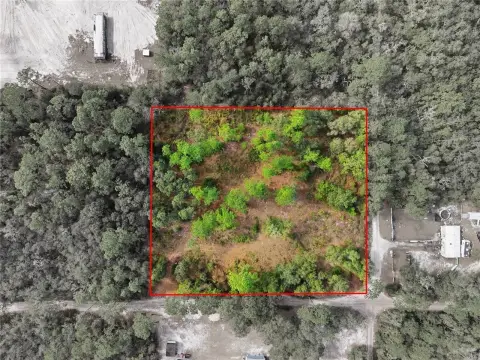 2.5-Acre Parcel in Florida Highlands