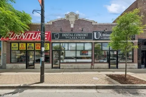 Archer Avenue Commercial Storefront