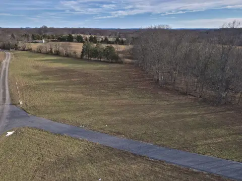 Residential Land in Russell Springs