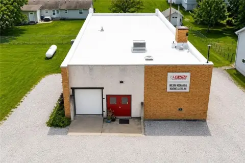 Flex Space with Garage Door Access