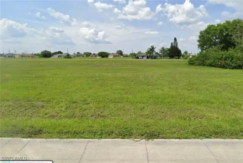 Cape Coral Commercial Lot