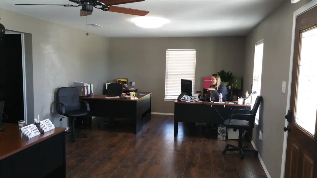 Picture 3
