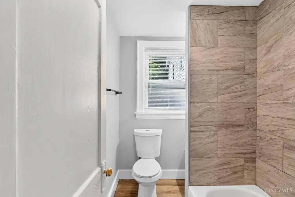 Picture 16