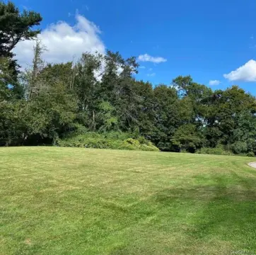 Land in Glen Cove Estates