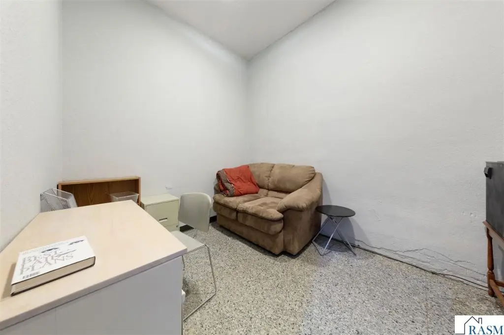 Picture 16