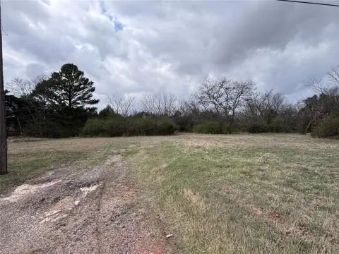 Acre Parcel in Tecumseh