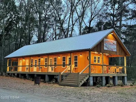 Turnkey Riverside Cabin Business