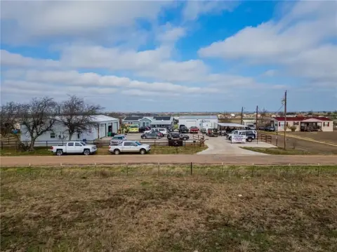 Live-Work Property with Mechanic Shops