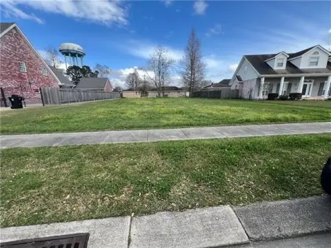 Residential Lot in Jumonville Estates